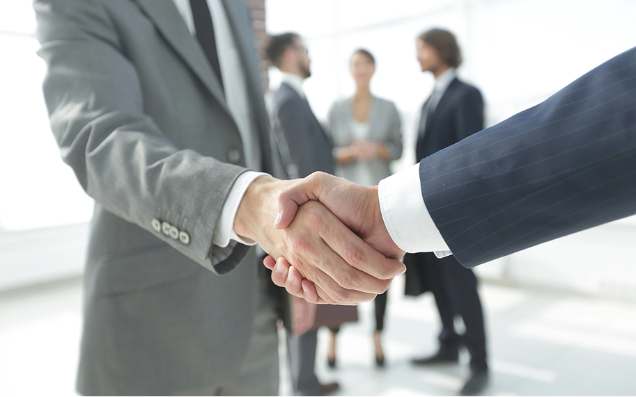 Запуск і спільне просування